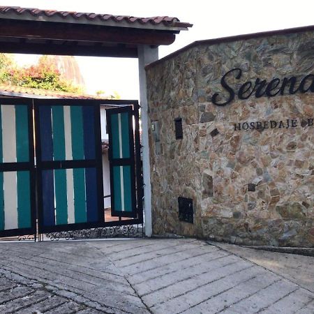 Serendipity Hospedaje Boutique Guatapé Екстериор снимка